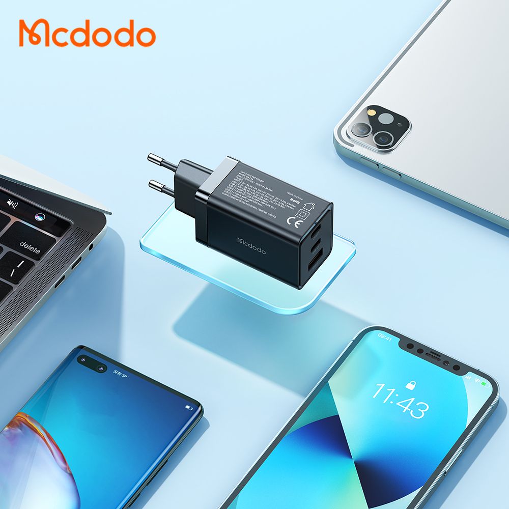 Mcdodo 65w GaN 5 Mini Fast Charger Tri Port + 2m USB-C Cable